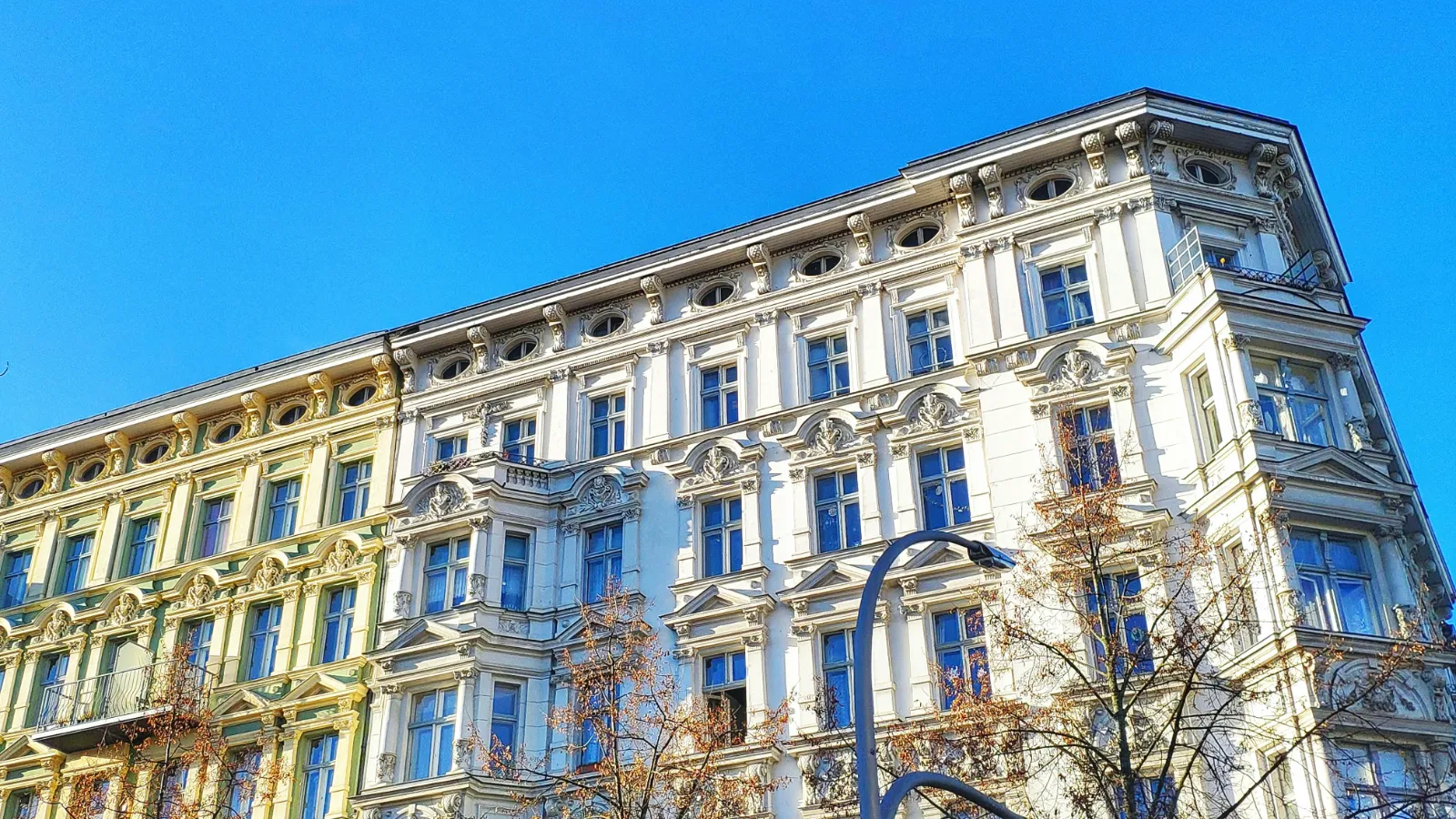 Berliner Altbaufassaden — Immobilienbewertung Berlin durch den Sachverständigen